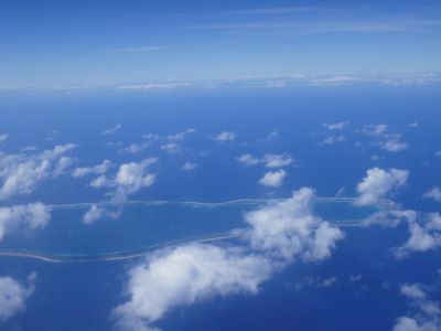 atoll vu d'avion